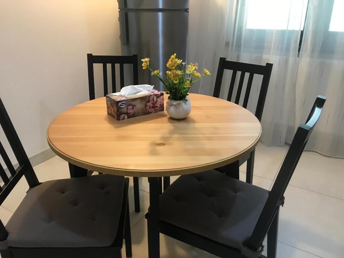 Vio Apartment Bukares Bagian luar foto